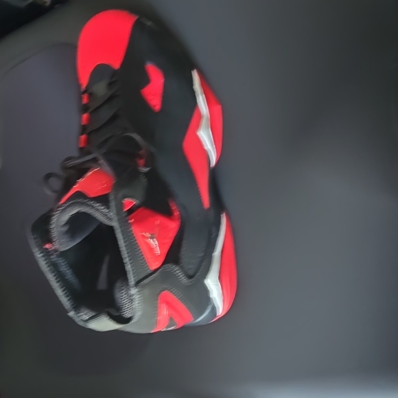 Shoes - Picture 2 of 4